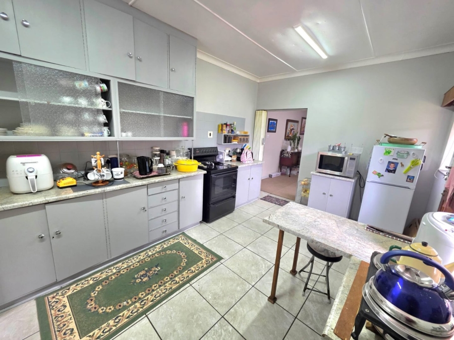 To Let 4 Bedroom Property for Rent in Hospitaalheuwel Free State